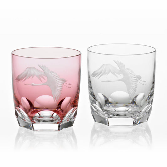 [ROCKS GLASS] PAIR OF WHISKEY GLASSES CRANE AND FUJI | GRAVURE SCULPTURE | KAGAMI CRYSTAL